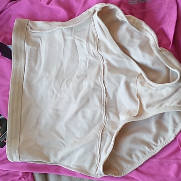 NWT Maidenform Beige Firm Control High Waist Shaping Brief - Picture 9 of 16